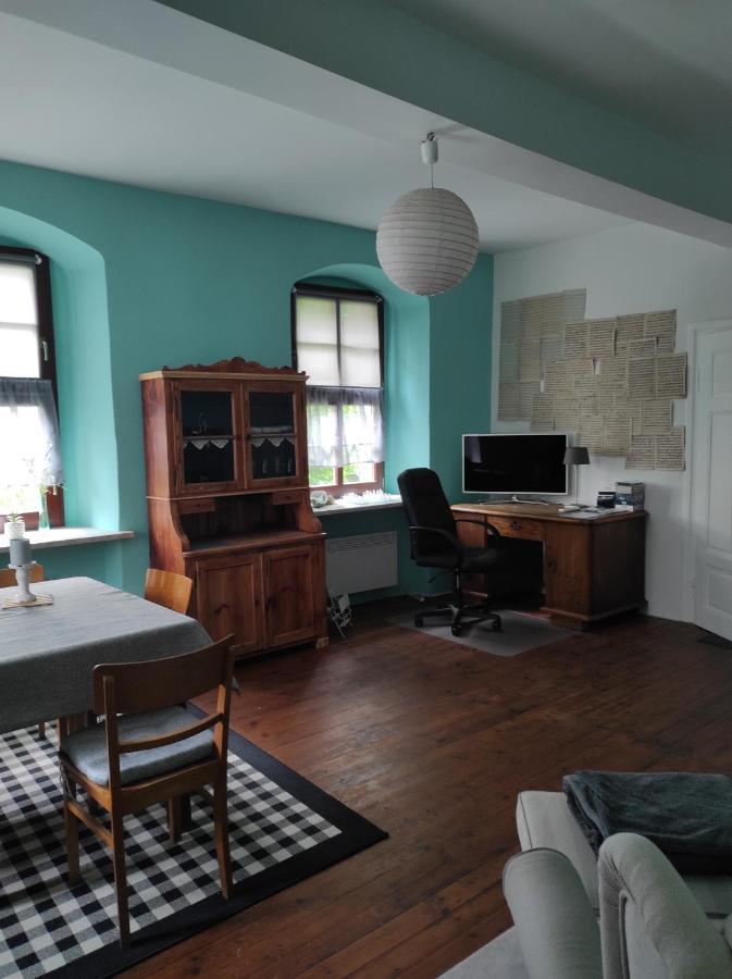 Schoene Gemuetliche Ferienwohnung Am Saaleradweg Grosseutersdorf Ngoại thất bức ảnh